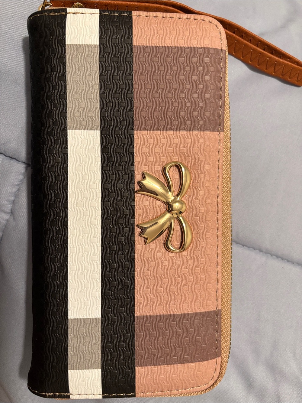 Women’s Zip Wallet Wristlet - Beige and Black Bow Accent